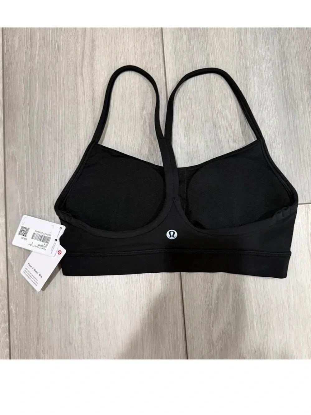 lululemon athletica Black Flow Y Nulu Bra. Low Support A-C Cup — Size 4